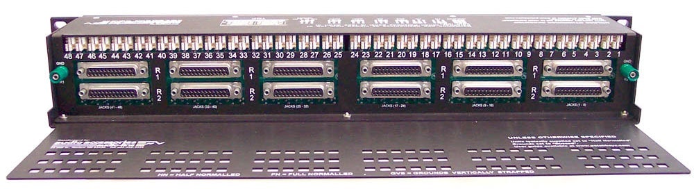 Audio Accessories Shorti Quick-Switch to DB25 - 1.5RU