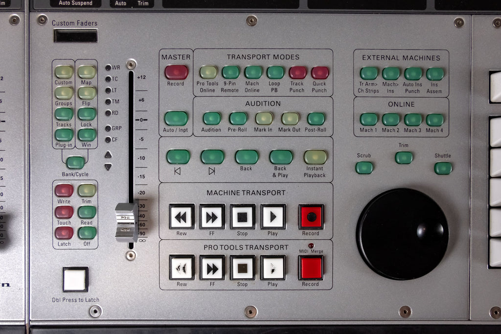 Avid ICON D-Control ES 32 Fader w/ XMON #AOH08290006 (Used)