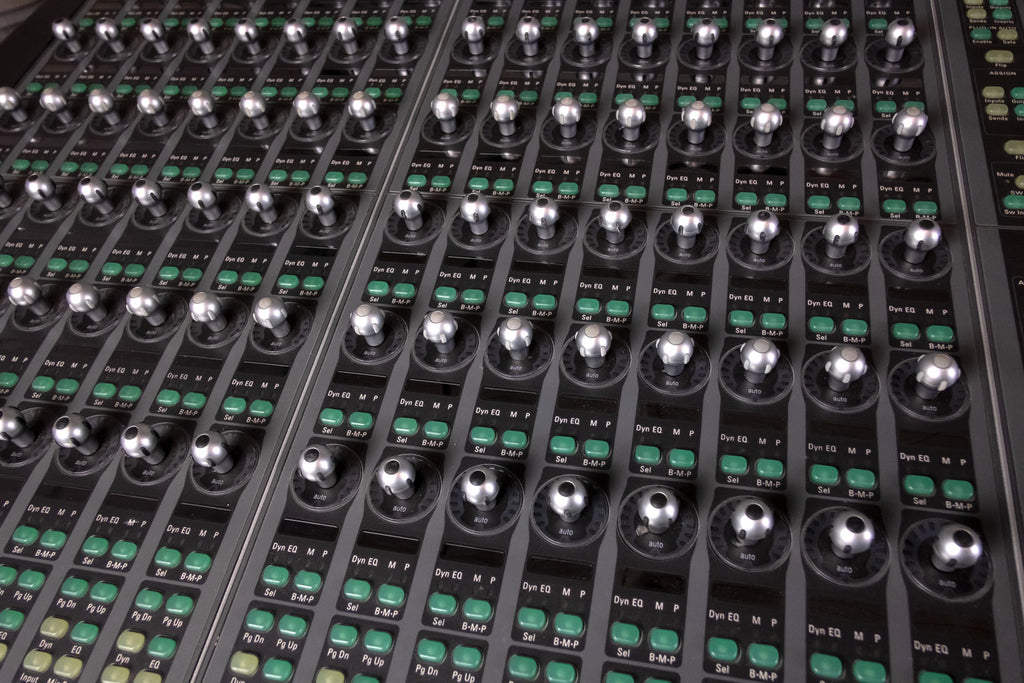 Avid ICON D-Control ES 32 Fader w/ XMON #AOH08290006 (Used)