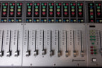 Avid ICON D-Control ES 32 Fader w/ XMON #AOH08290006 (Used)