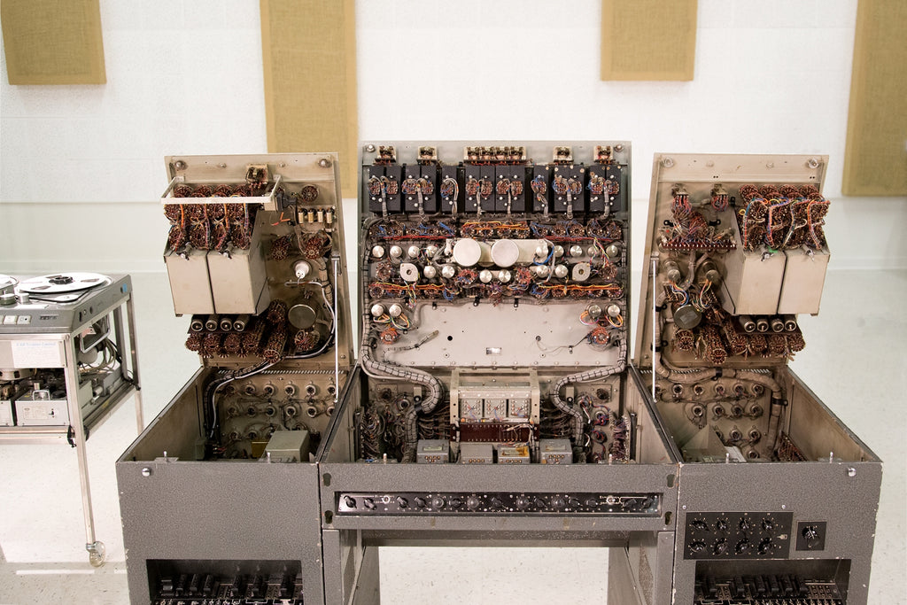 EMI Abbey Road REDD.37 Historic Beatles Console