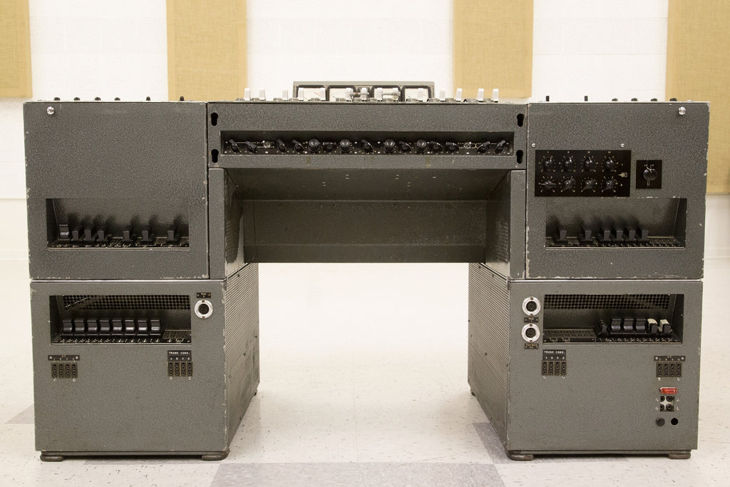 EMI Abbey Road REDD.37 Historic Beatles Console