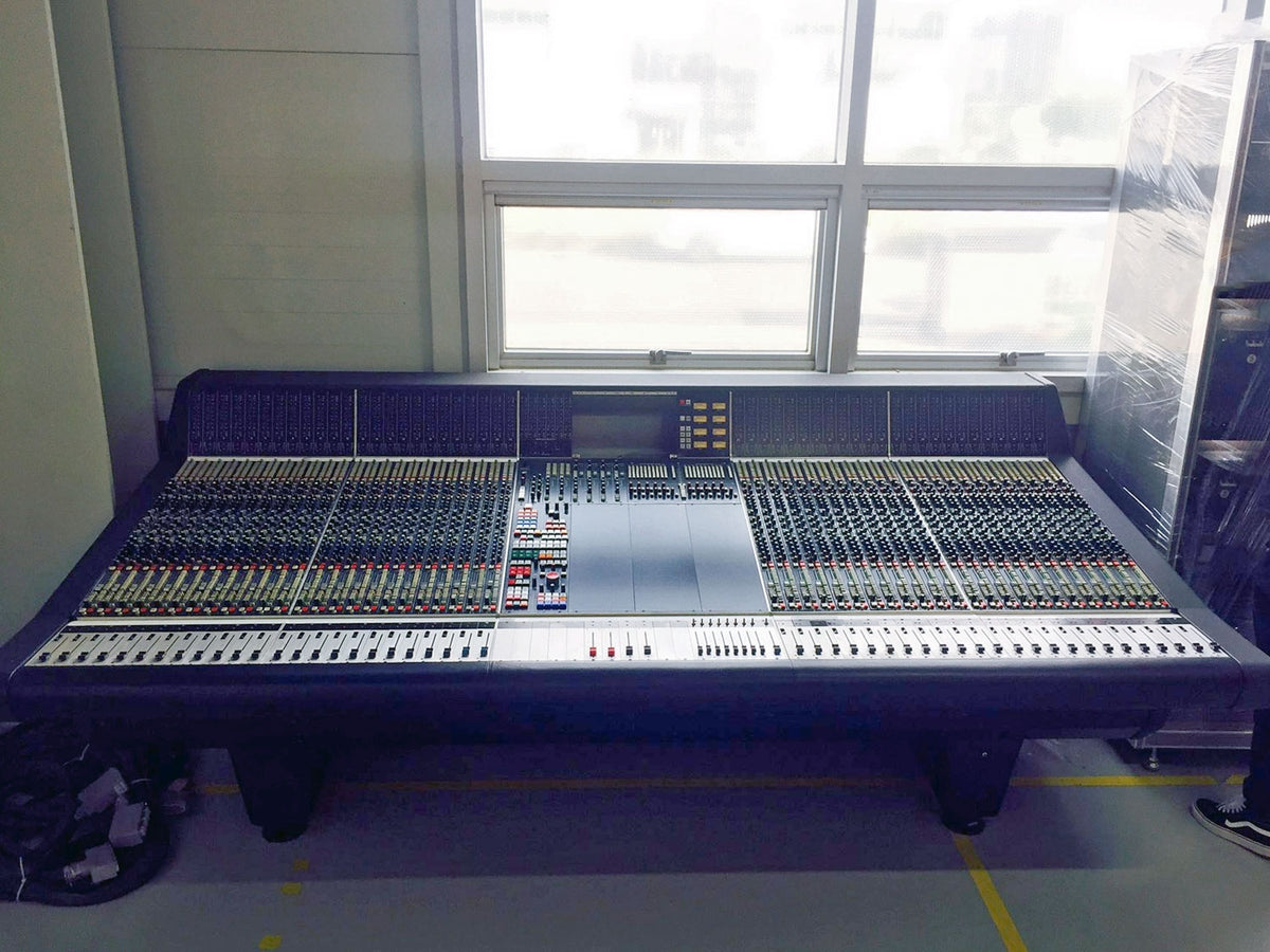 Neve 88RSB 48 channel console #0031 (Used)
