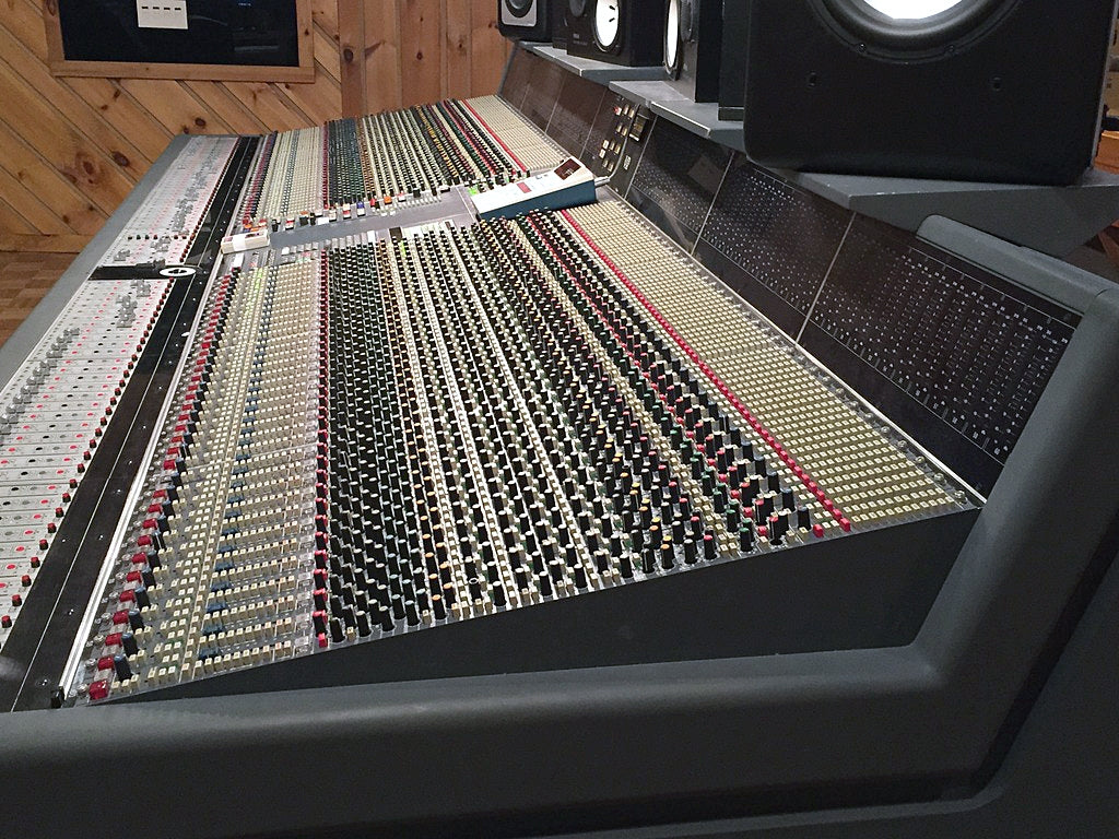 Neve VR72 #20009 K (Used)