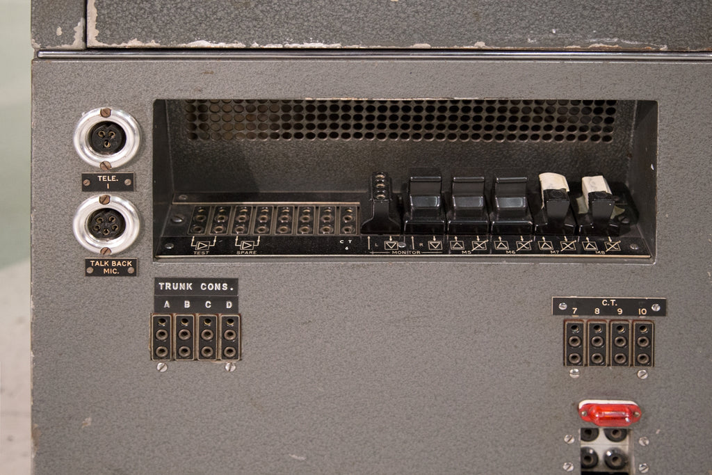 EMI Abbey Road REDD.37 Historic Beatles Console