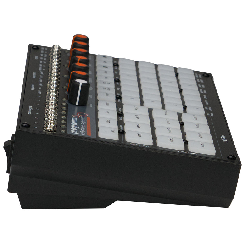 Cre8audio PROGRAMM Performance MIDI and CV Sequencer