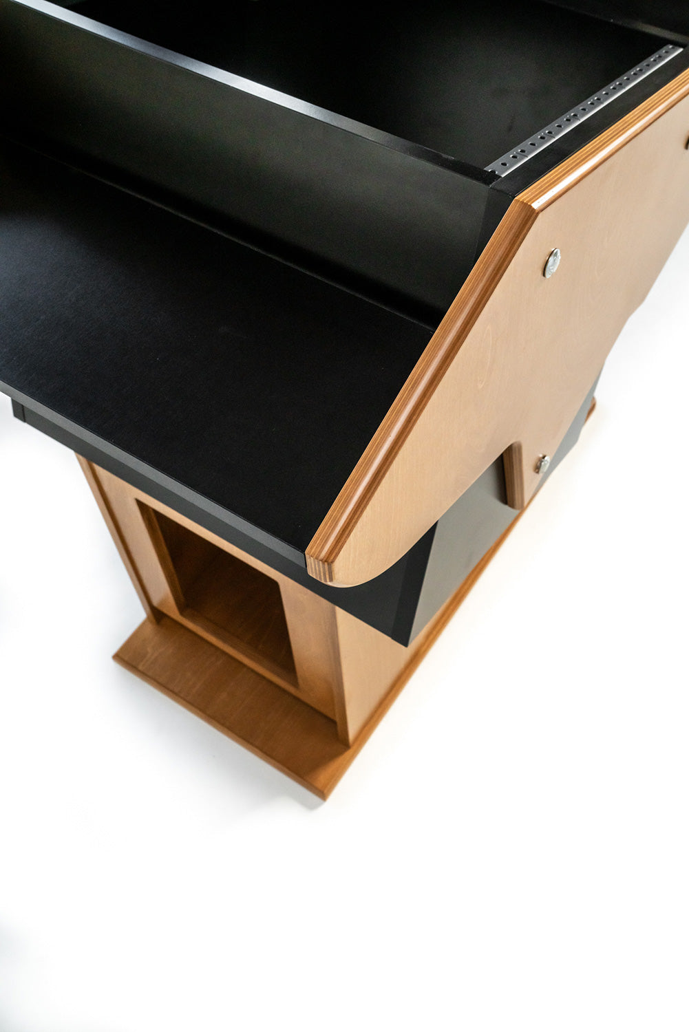 Dangerfox Genesis 8U Solo Studio Desk - Walnut