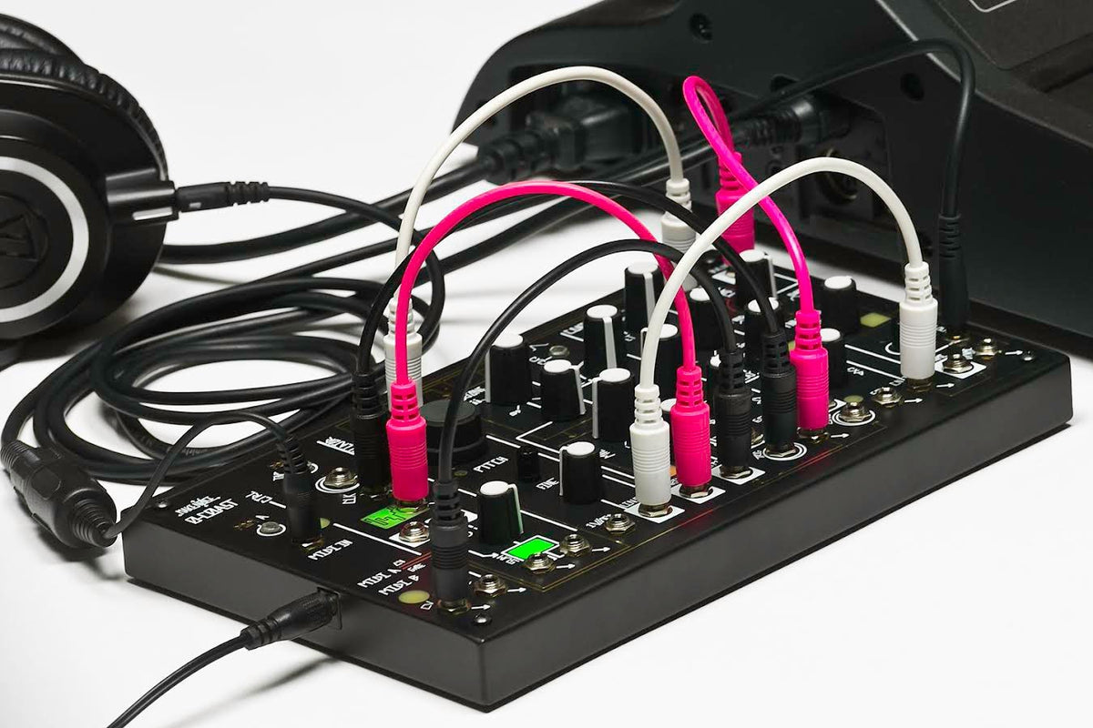 Make Noise 0-Coast Semi-Modular Analog Desktop Synthesizer