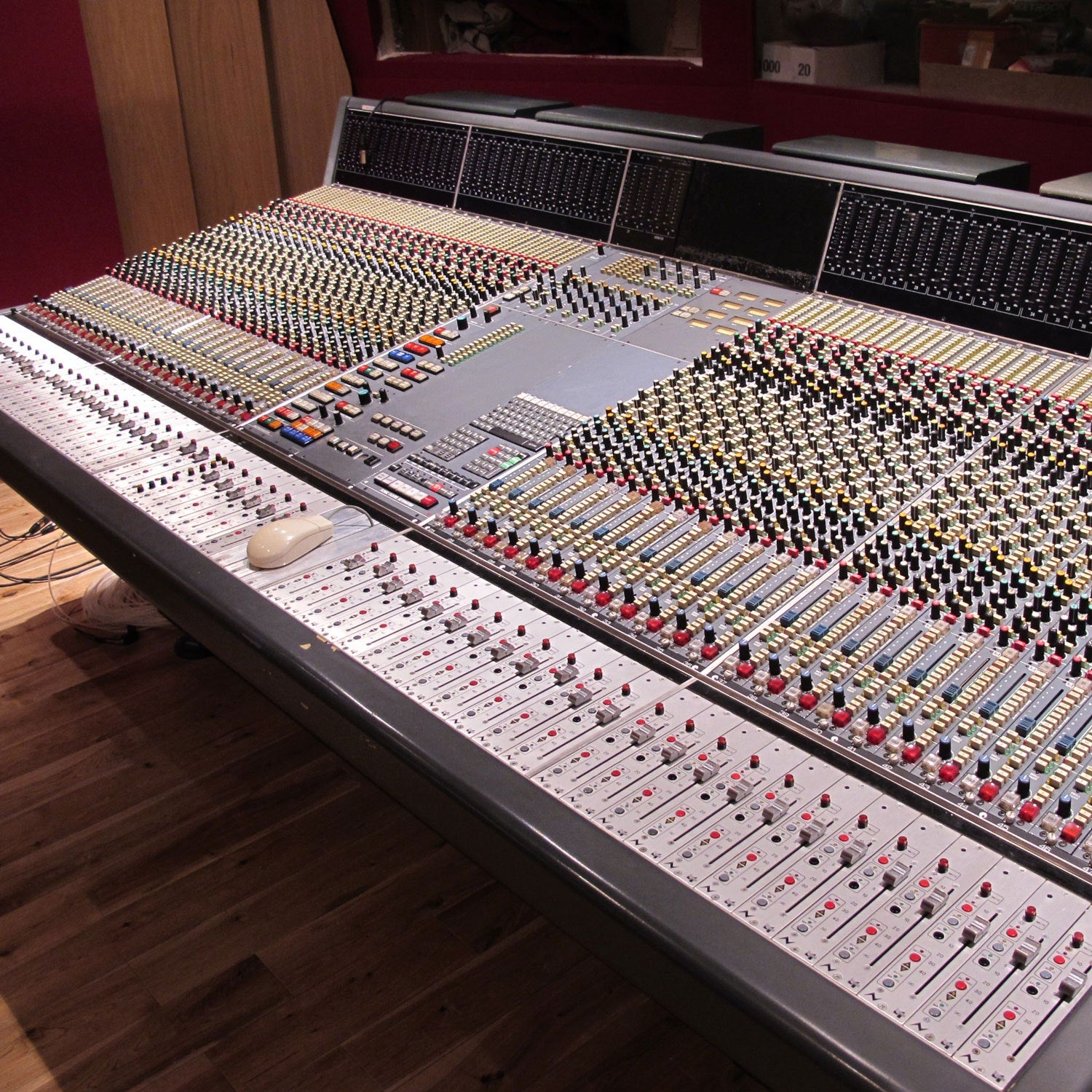 Neve VR48 #A19283 (Used) – Vintage King