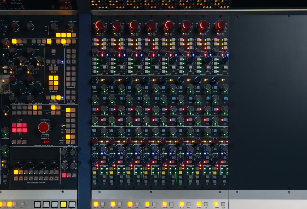 Neve Genesys G32 32-Channel 16-Fader Analog Mixing Console with DAW Control