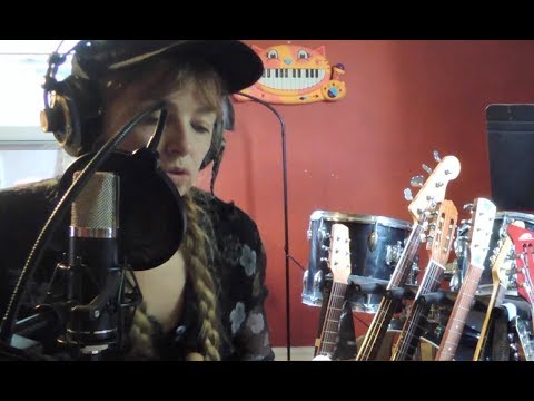 Fixing a Hole cover by Anne McCue - Recording on 2 Mojave MA-50s