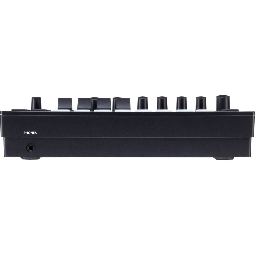 Roland MC-101 Groovebox