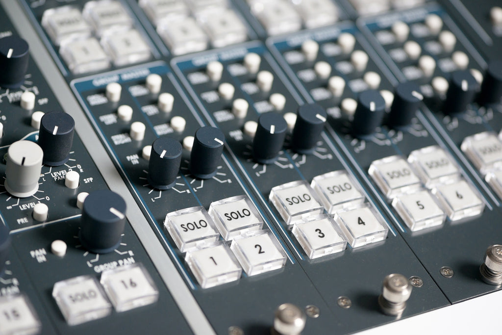 Rupert Neve Designs 5088 Limited Edition Shelford Blue