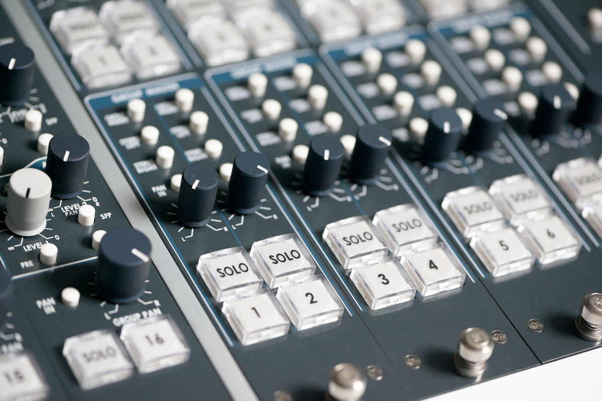 Rupert Neve Designs 5088 Limited Edition Shelford Blue