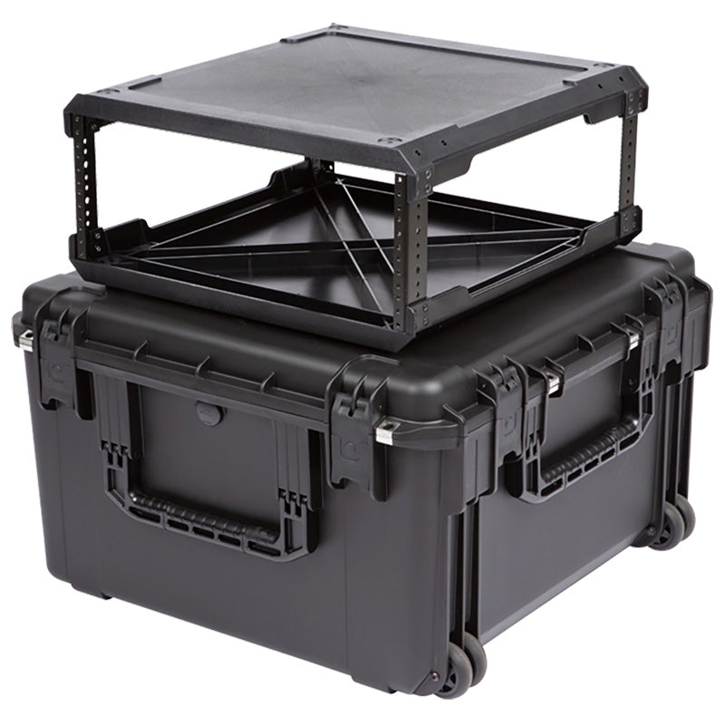 SKB 3i-2424M144U iSeries Case with Removable 4U Injection Molded 20" Rack Cage