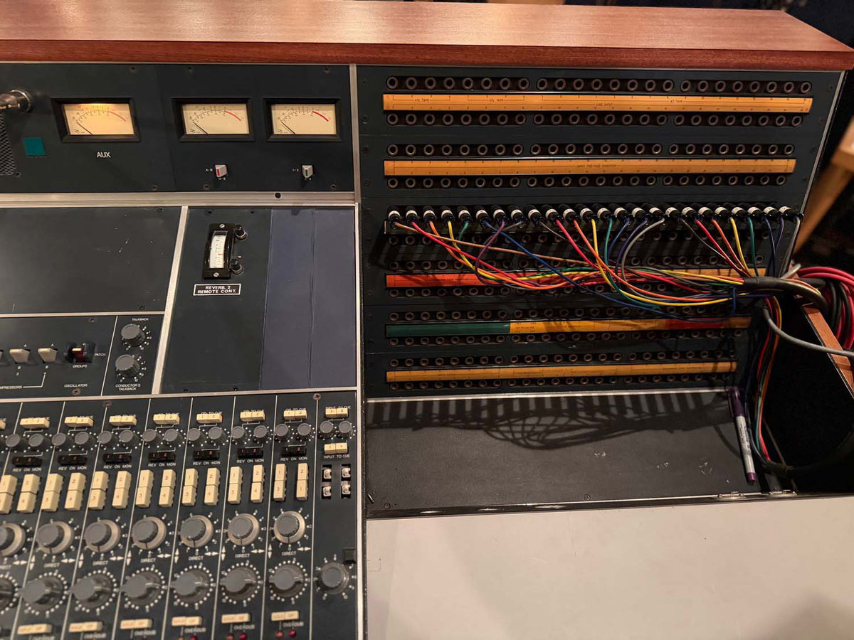 Neve 8026 MKII 24 Channel Console #A4131 (Vintage)