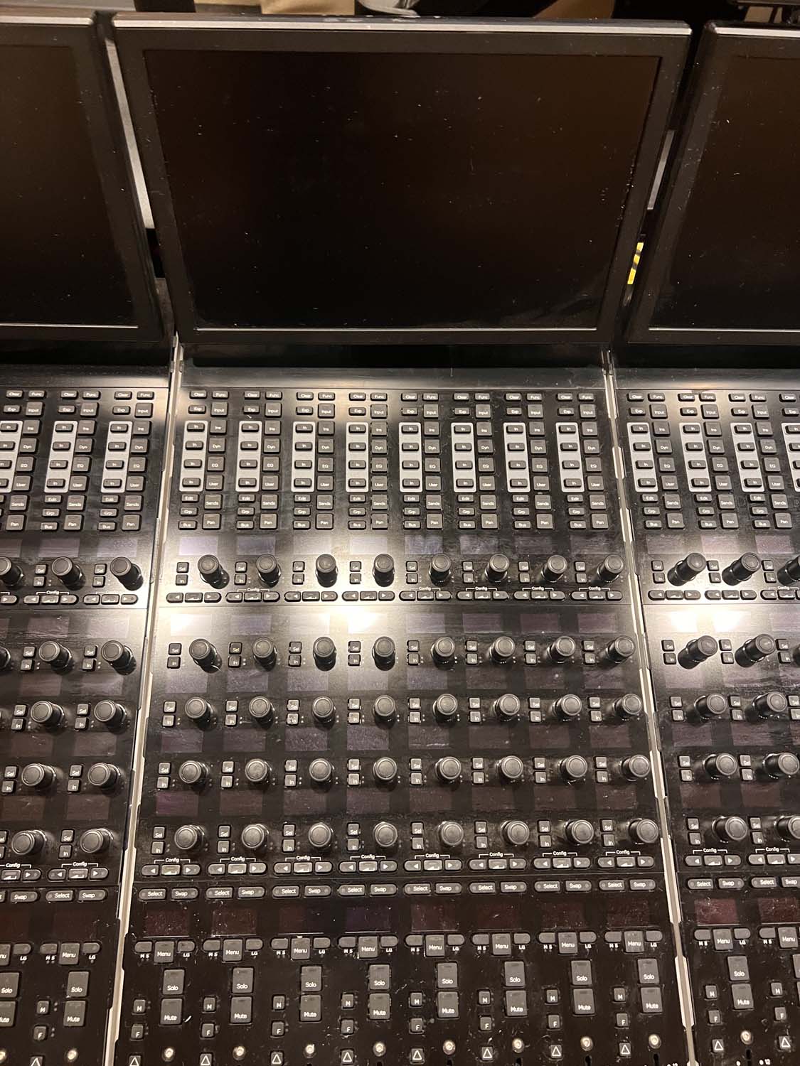 Avid S6 M40 32-5-D Pro Tools Control Surface Custom #EAECX62100004B (Used)