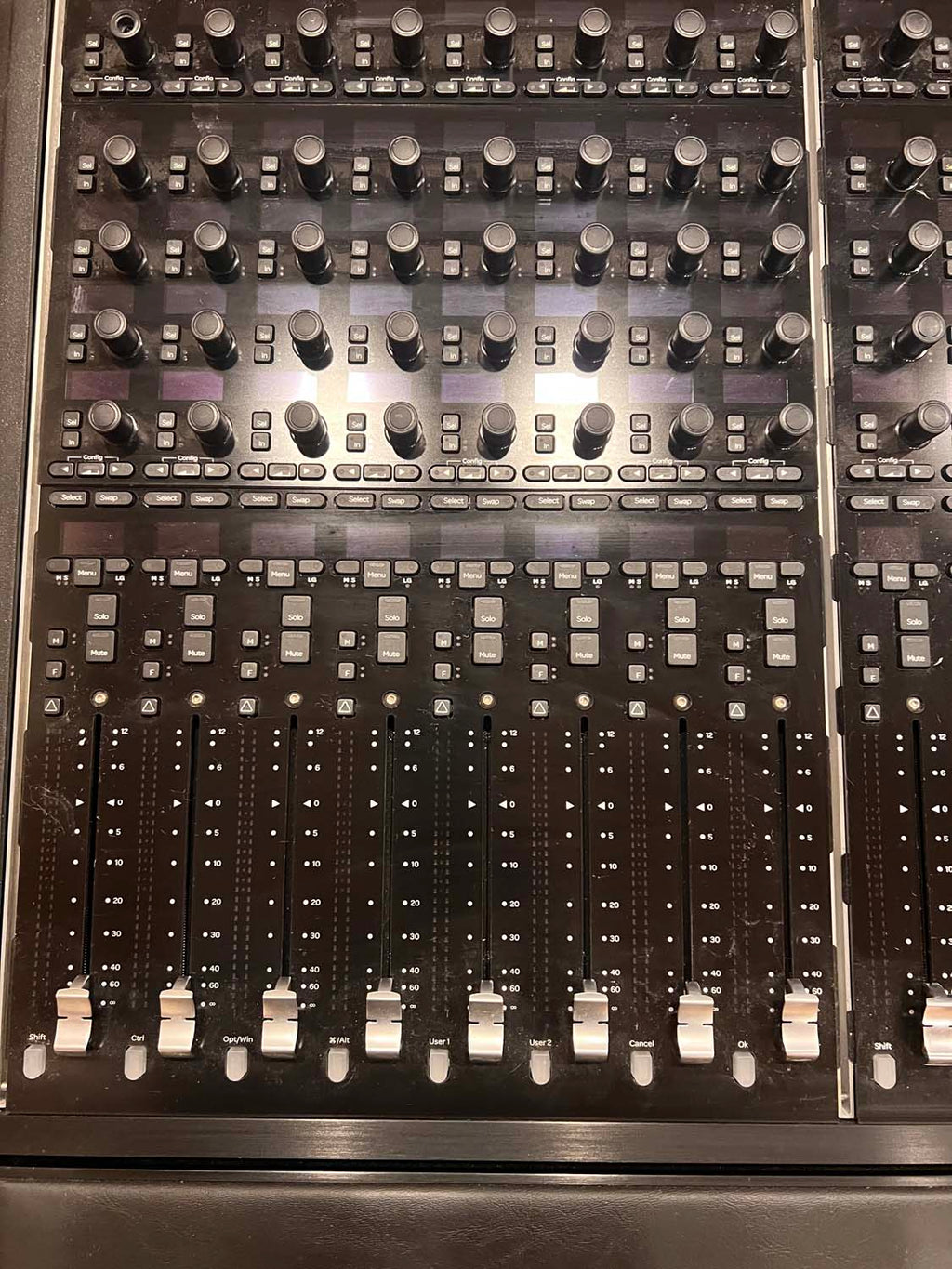Avid S6 M40 32-5-D Pro Tools Control Surface Custom #EAECX62100004B (Used)