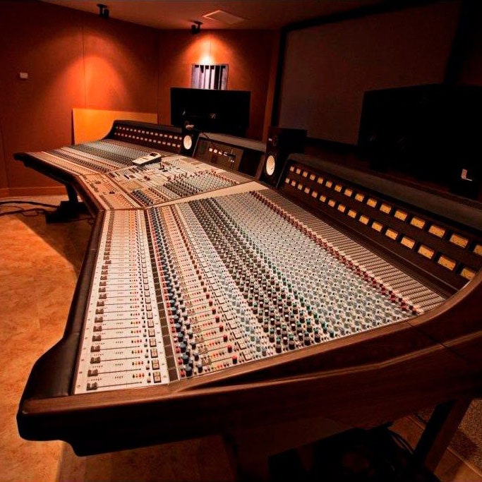 Amek 9098i 72 Channel Console (Vintage)