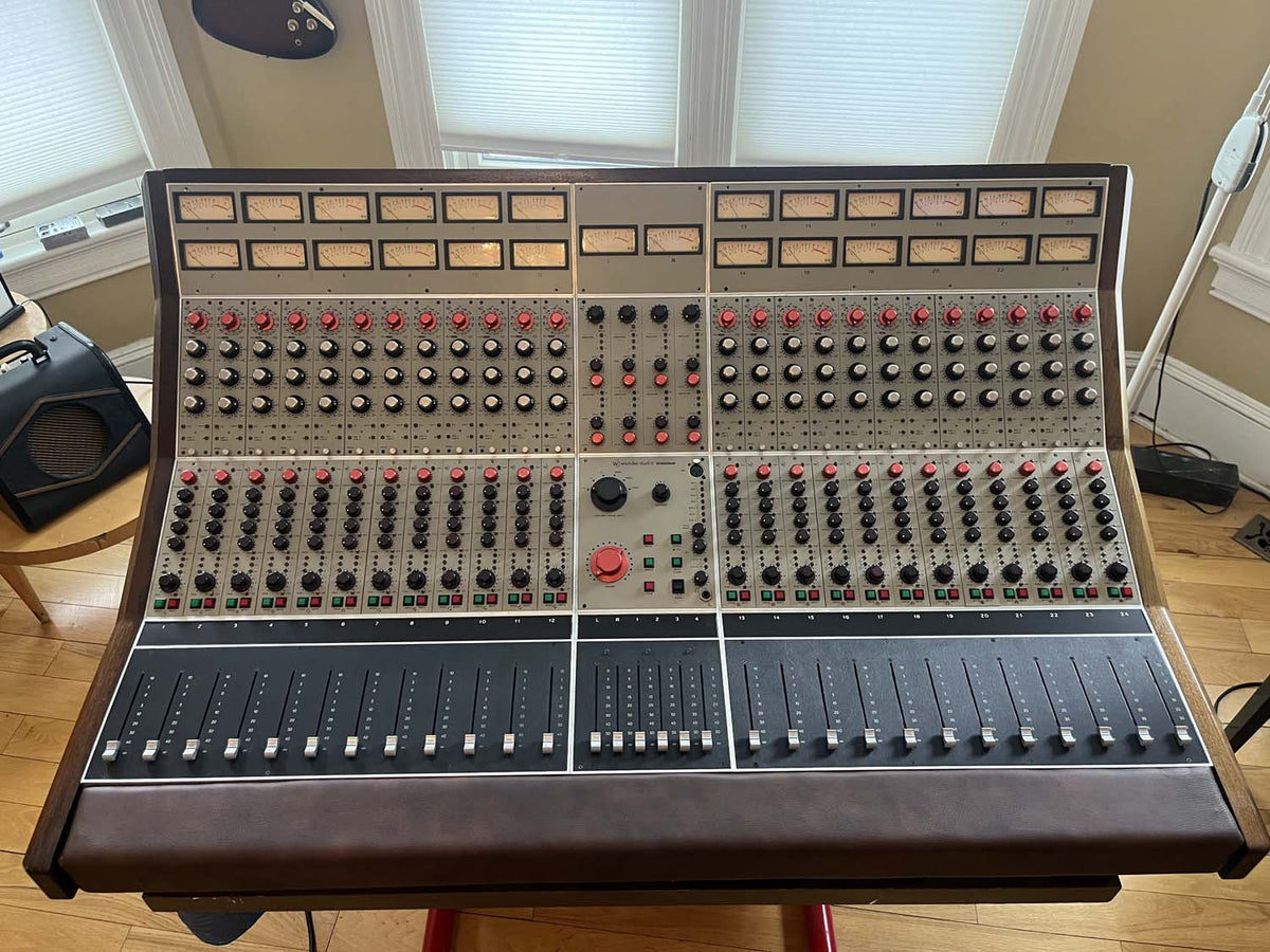 Wunder Audio Wunderbar 24-Channel Console (Used)