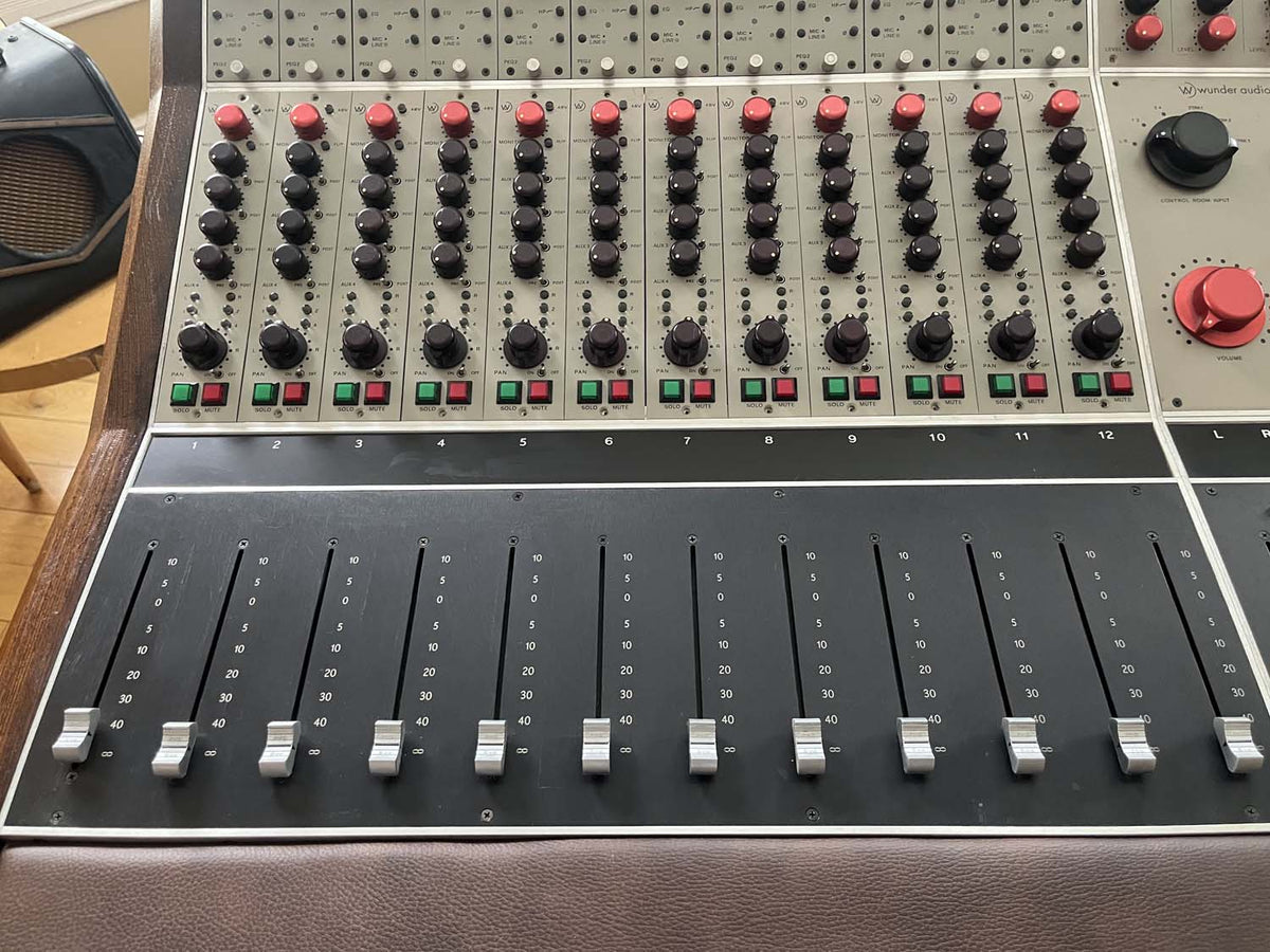 Wunder Audio Wunderbar 24-Channel Console (Used)